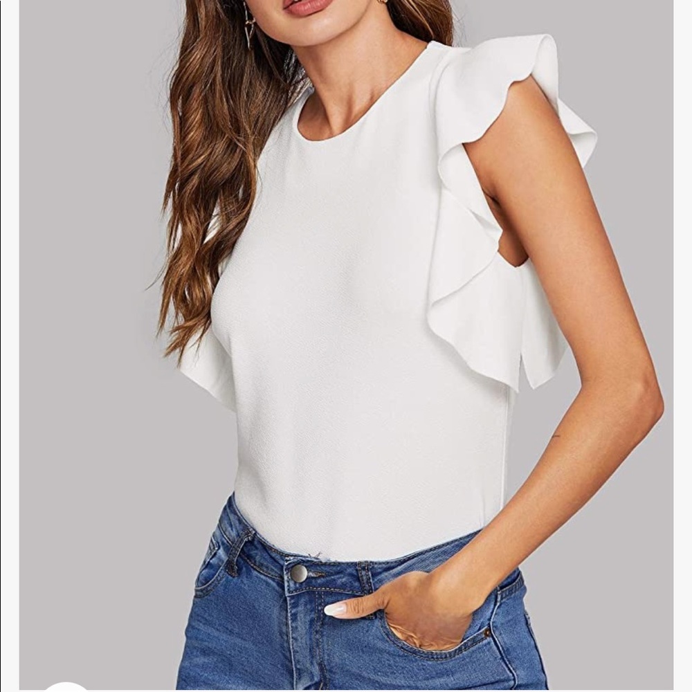 White fitted ruffle sleeve top
